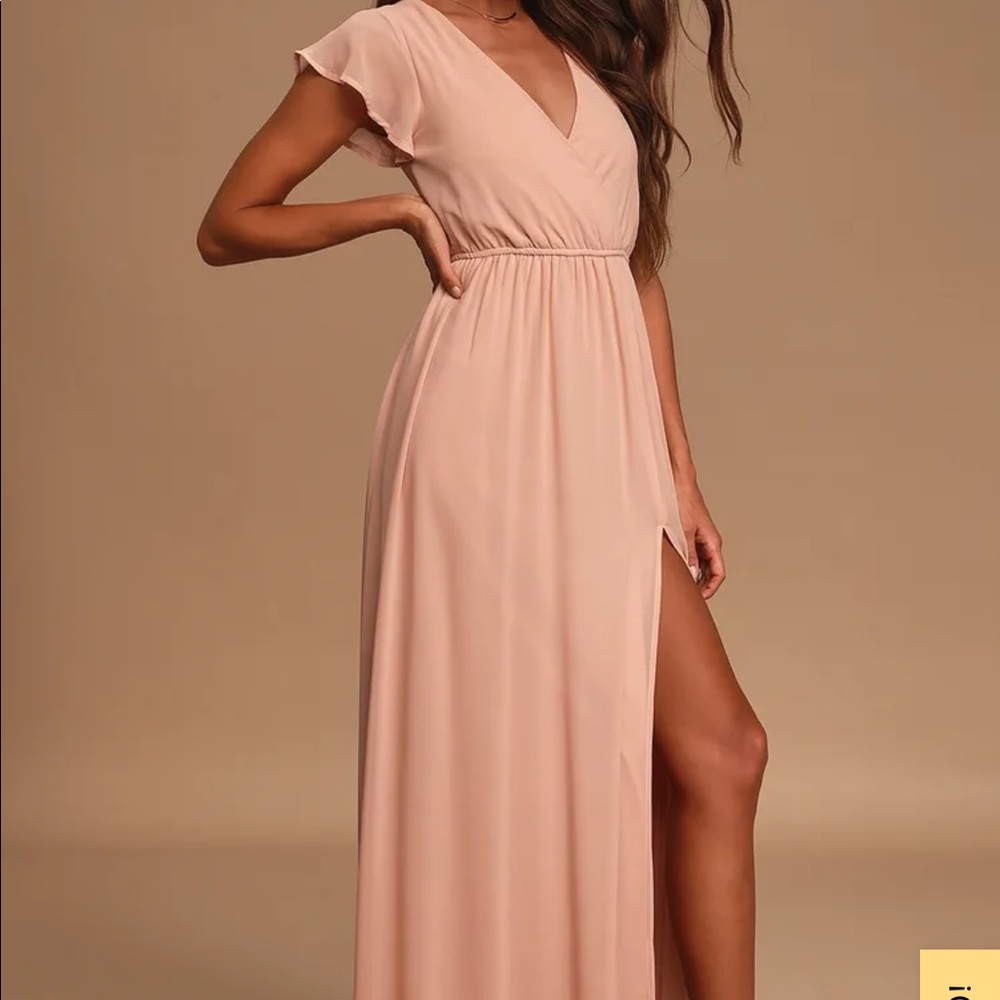 NWT Lulu’s Lost in the Moment Blush Maxi